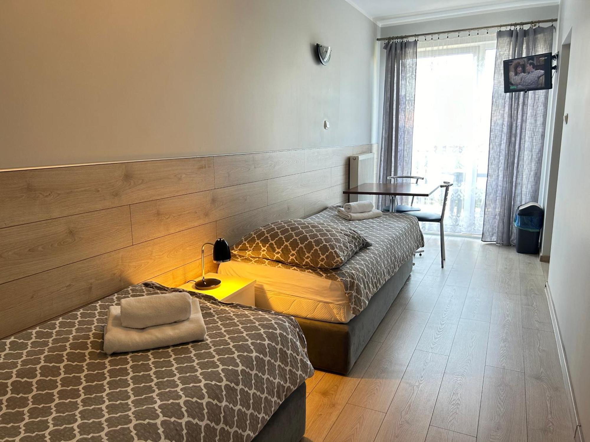Homestay Dw Roza Wiatrow Debki